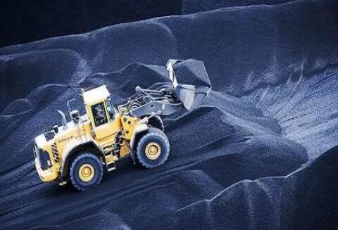 重點(diǎn)用戶不簽長(zhǎng)協(xié)，煤企經(jīng)營(yíng)困難，減產(chǎn)才能自救!