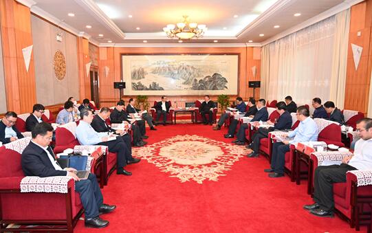 國(guó)家電投黨組副書(shū)記、總經(jīng)理江毅拜會(huì)青海省領(lǐng)導(dǎo)并調(diào)研黃河公司