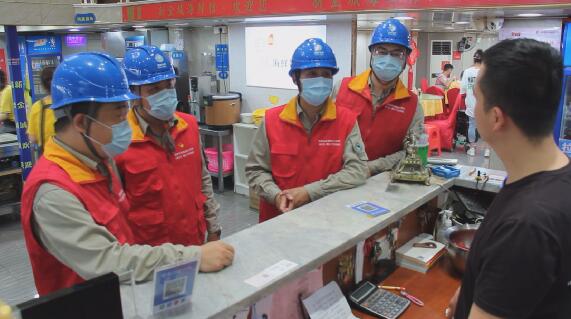 國(guó)網(wǎng)霞浦供電公司:服務(wù)“地?cái)偨?jīng)濟(jì)” 助力攝影旅游復(fù)蘇