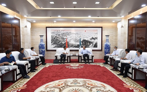 國(guó)家電網(wǎng)有限公司總經(jīng)理、黨組副書(shū)記辛保安會(huì)見(jiàn)寧夏回族自治區(qū)副主席吳秀章