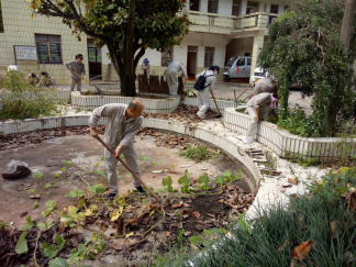 國(guó)家能源集團(tuán)大寨發(fā)電分公司開(kāi)展清除雜草美化環(huán)境義務(wù)勞動(dòng)