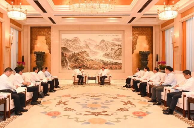 舒印彪拜會(huì)湖北省委書記應(yīng)勇、省長(zhǎng)王曉東