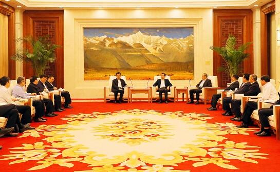 舒印彪拜會(huì)云南省委書記陳豪、省長阮成發(fā)