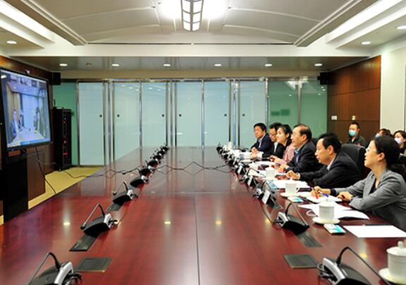 辛保安總經(jīng)理與SAP公司全球執(zhí)行董事會(huì)成員、全球業(yè)務(wù)總裁傅美黛舉行視頻會(huì)談