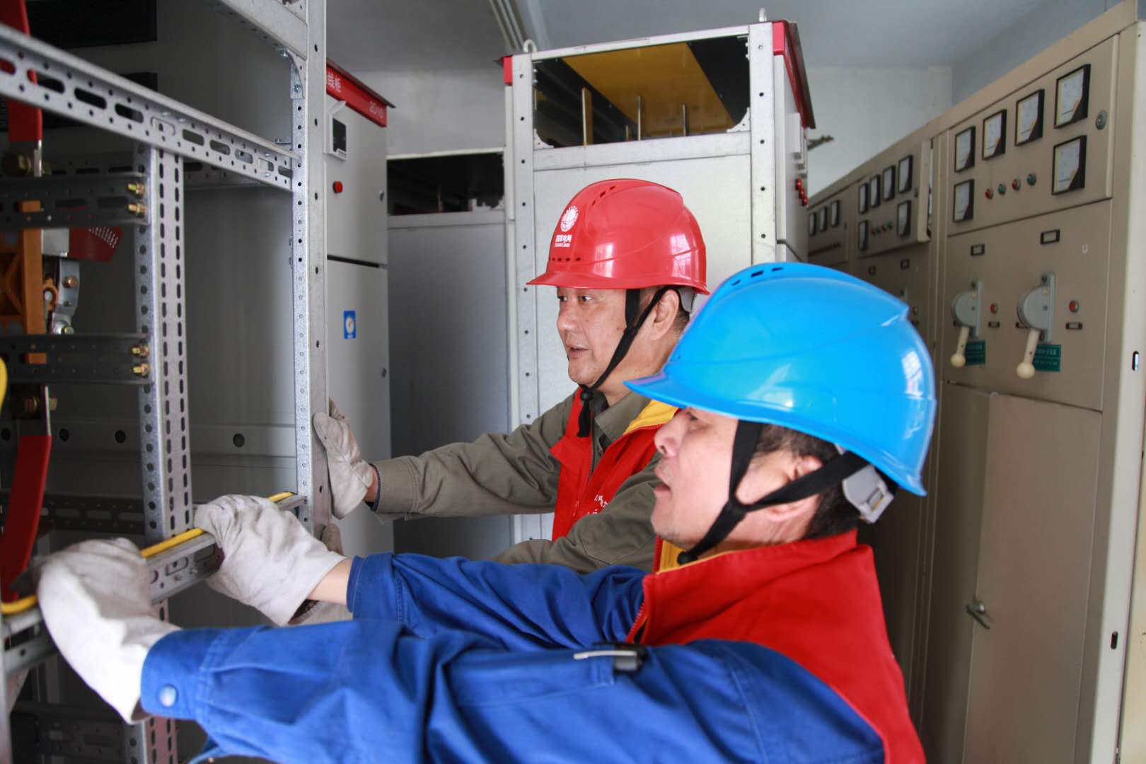 國網(wǎng)寧波市鄞州區(qū)供電公司：老舊小區(qū)煥然一新，居民幸福感顯著提高