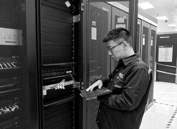 王?。?干一行,愛一行,鉆一行