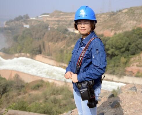 【中國(guó)電力網(wǎng)2019年度優(yōu)秀通訊員】新聞戰(zhàn)線上的拼命三娘:來春梅