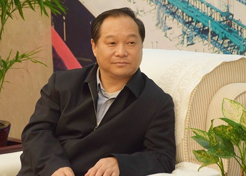 南方電網(wǎng)董事、黨組副書記畢亞雄：電網(wǎng)企業(yè)助力“30·60目標(biāo)”的舉措、思考和建議