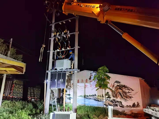 國(guó)網(wǎng)山東壽光供電:星夜搶修刻不容緩 保障客戶清涼度夏