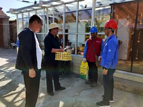 國(guó)網(wǎng)化隆縣供電公司:結(jié)對(duì)共建辦實(shí)事 真情關(guān)懷暖人心