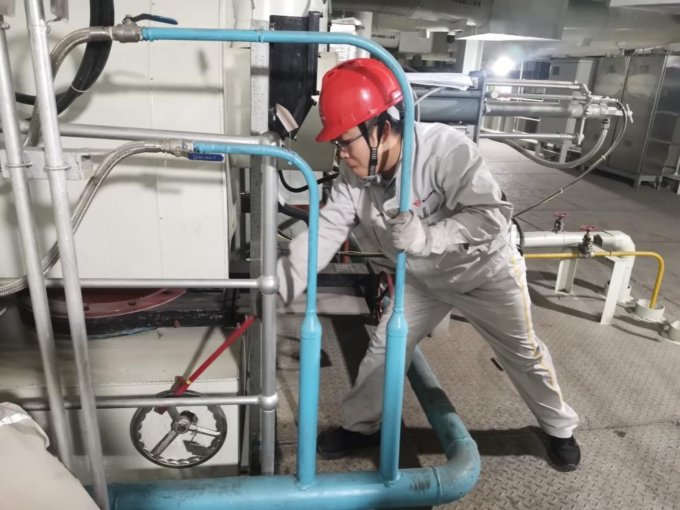 爐火熊熊 照亮青春——記陜投集團(tuán)趙石畔煤電鍋爐專工馬奇文