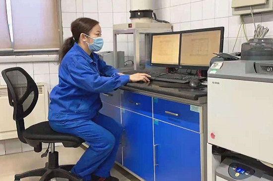 陡河發(fā)電廠郝雨霞：“我家住得近，急活兒我來(lái)”