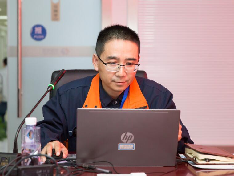 周效峰：半生矢志赴山河，鬢華雖改血仍殷