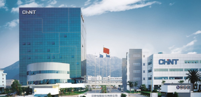 “十四五”光伏進入超常規(guī)發(fā)展期，新一線品牌有望彎道超車