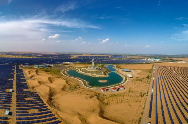光伏治沙+風光大基地，寧夏“走出”生態(tài)保護和高質(zhì)量發(fā)展新道路