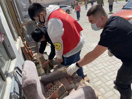 包聯(lián)攜手齊奮進，你我共創(chuàng)文明城