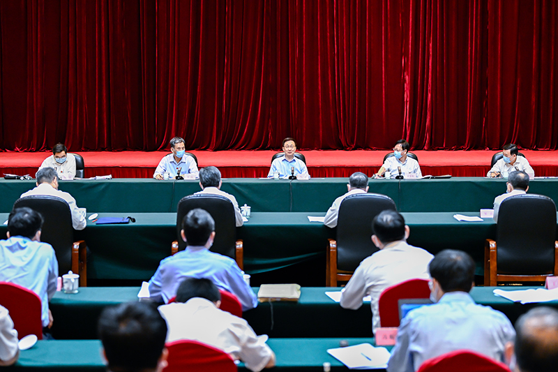 韓正：推動(dòng)煤電聯(lián)營和煤電與可再生能源聯(lián)營