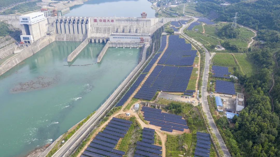 大唐四川發(fā)電公司:戰(zhàn)高溫 保供電