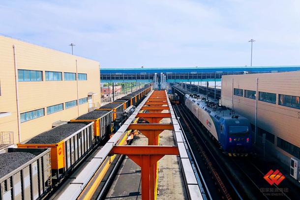 朔黃鐵路黃驊港站煤炭接卸年累超3萬(wàn)列