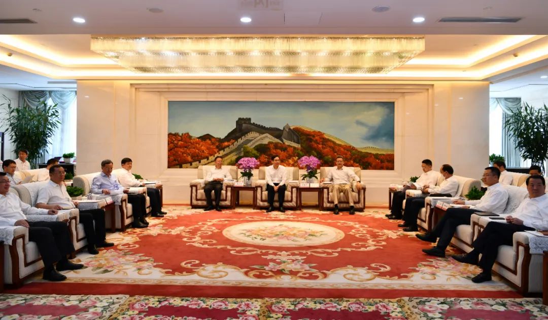 國家電投與中國建材集團、中國鐵建舉行三方會談