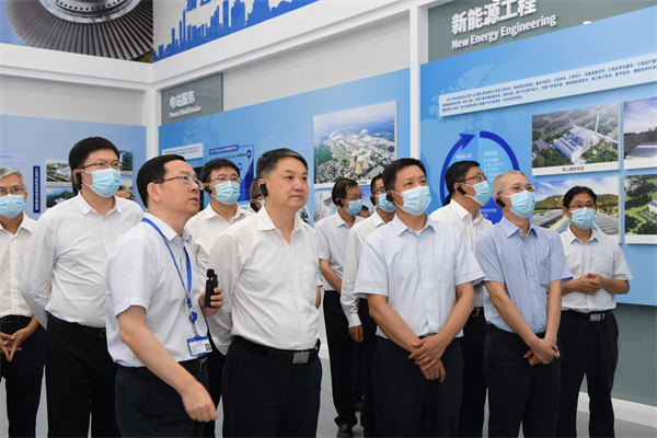 華電集團黨組書記、董事長溫樞剛與東方電氣黨組書記、董事長俞培根舉行會談