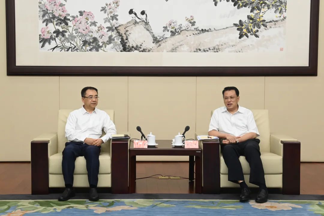 大唐集團(tuán)公司黨組書記、董事長(zhǎng)鄒磊拜會(huì)浙江省委書記、省人大常委會(huì)主任袁家軍