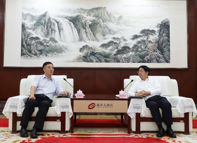 孫洪水與山西省委常委、常務(wù)副省長張吉福會(huì)談