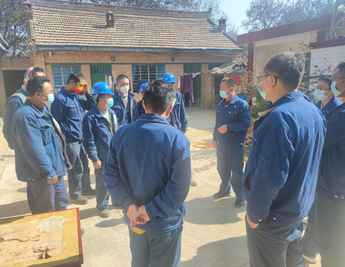 中能建建筑集團(tuán)正寧百萬項(xiàng)目部開展合作隊(duì)伍租房處疫情防控、用電防火專項(xiàng)檢查