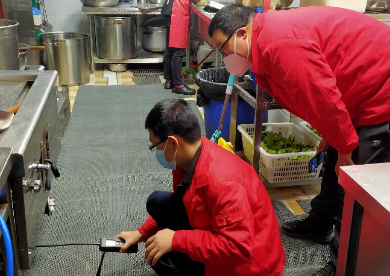 國(guó)網(wǎng)南充高坪供電公司:扎實(shí)開展節(jié)前職工食堂安全檢查