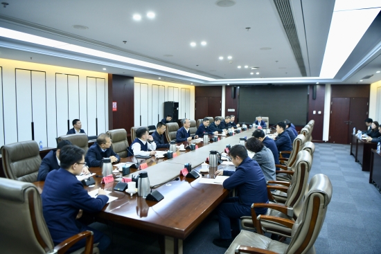 王斌與南昌市委常委、高新區(qū)黨工委書記王萬征會談