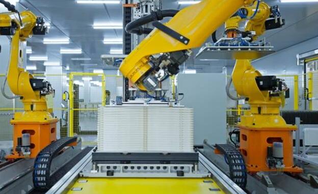 儲(chǔ)能賽道新貴崛起，鋅鐵液流電池憑什么主導(dǎo)未來(lái)?