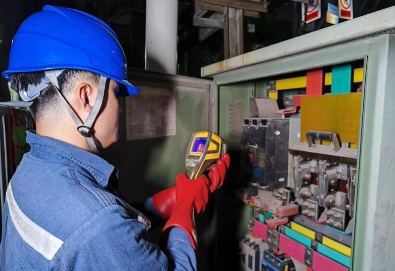 深圳供電局消除67條線路、237臺(tái)配變重滿載風(fēng)險(xiǎn)