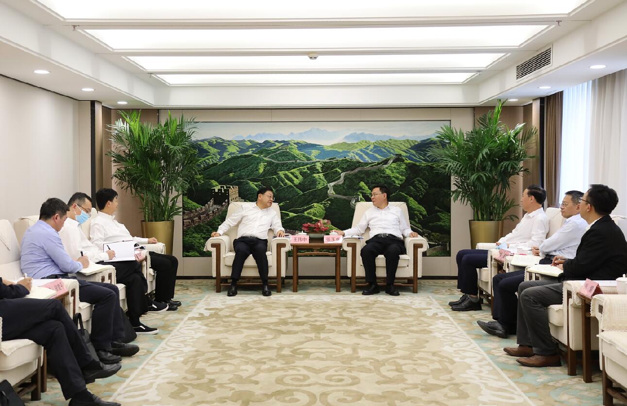 國(guó)資委黨委書(shū)記、主任張玉卓會(huì)見(jiàn)廣東省政府主要負(fù)責(zé)同志
