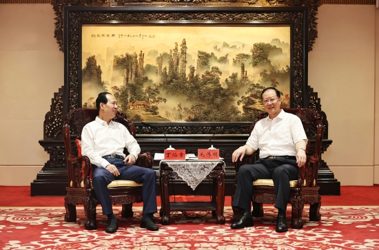 中國電建黨委書記、董事長丁焰章拜會湖南省省長毛偉明