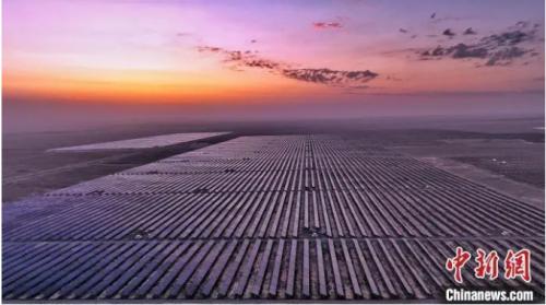 中國能建建成西北首個(gè)光、儲、氫、熱一體化項(xiàng)目!