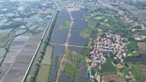 "正"在現(xiàn)場 | 走進(jìn)湖北華電黃岡80MW農(nóng)光互補(bǔ)光伏發(fā)電項目