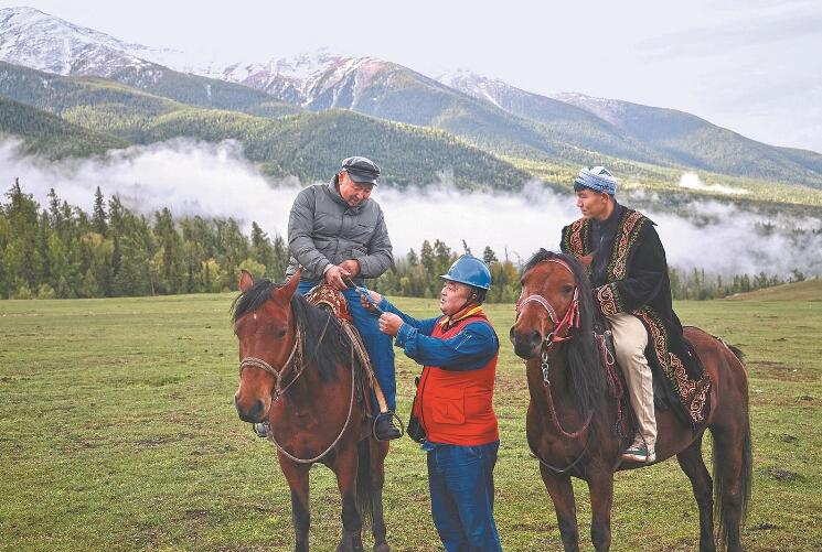 賽力別克·哈楞別克： 扎根西北第一村，一生做好一件事