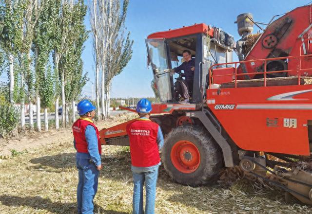國(guó)網(wǎng)高臺(tái)縣供電公司秋收農(nóng)忙正當(dāng)時(shí) 外破宣傳不停歇