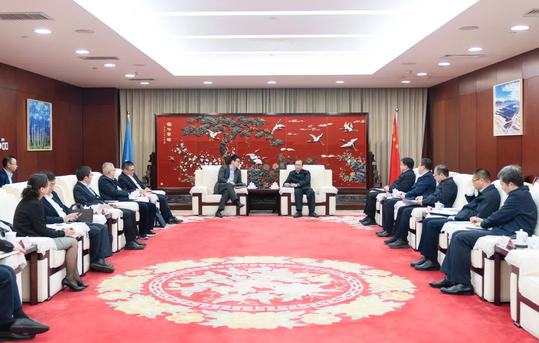 華電黨組書記、董事長江毅會見上海電氣集團黨委書記、董事長吳磊