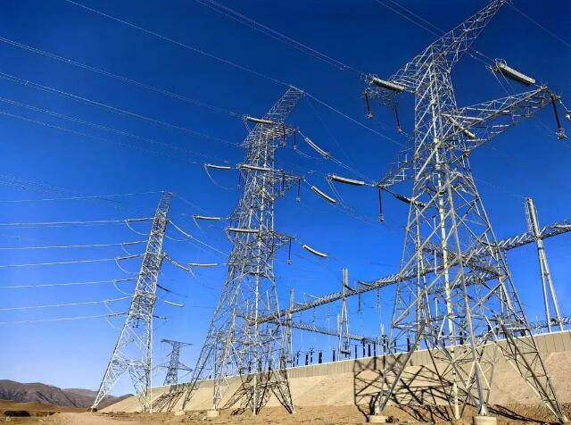 青?，敔枔跛娬?30千伏輸電線路全面竣工