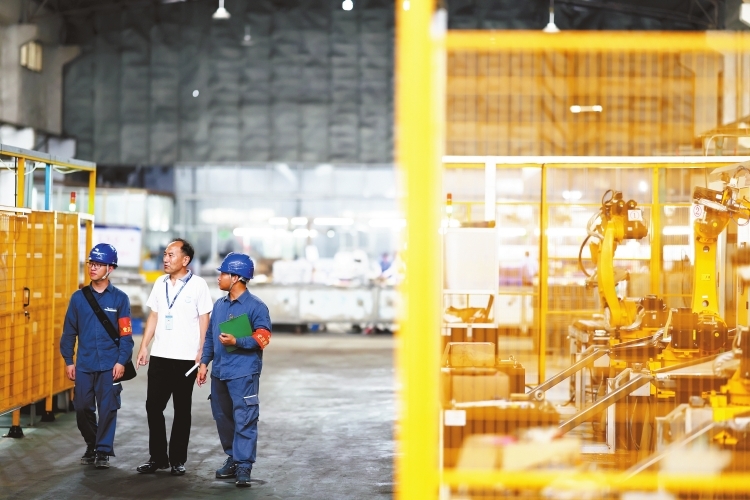 廣東電網(wǎng)強(qiáng)化供用電服務(wù) 助粵新能源汽車產(chǎn)能全國領(lǐng)先