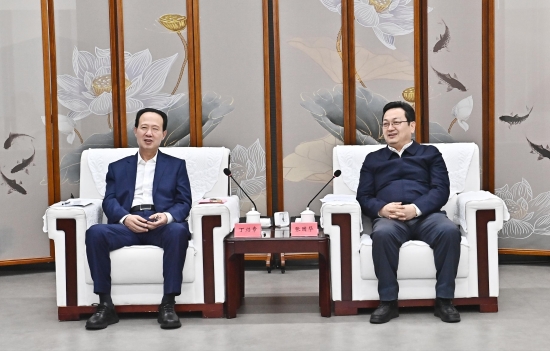 中國(guó)電建黨委書記、董事長(zhǎng)丁焰章王斌拜會(huì)雄安新區(qū)黨工委書記、管委會(huì)主任張國(guó)華