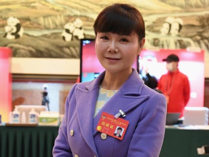 四川省政協(xié)委員李佳蔚：四川要優(yōu)化碳產(chǎn)品、參與碳交易，不斷完善碳設(shè)施