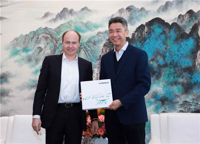 華潤(rùn)電力與默克中國簽署長(zhǎng)期綠電協(xié)議