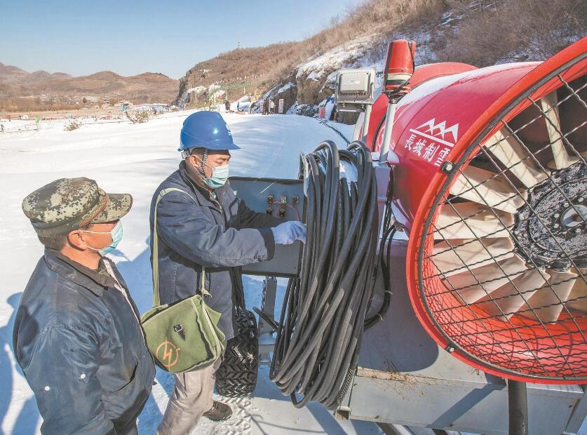 秦皇島海港區(qū)“心窗”共產(chǎn)黨員服務(wù)隊:辦電流程做“減法” 用電服務(wù)做“加法”