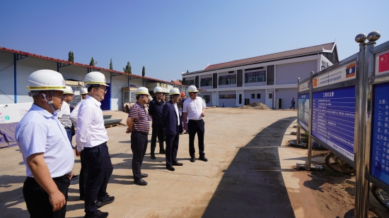 楊良赴印尼、老撾調(diào)研指導(dǎo)國別市場經(jīng)營工作