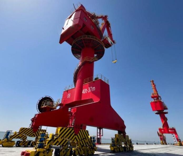 山東東營(yíng)：乘風(fēng)起勢(shì)，海上風(fēng)起“綠電”來(lái)