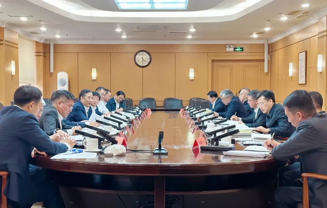 中國(guó)能建黨委書記、董事長(zhǎng)宋海良與遼寧省委常委、大連市委書記熊茂平會(huì)談