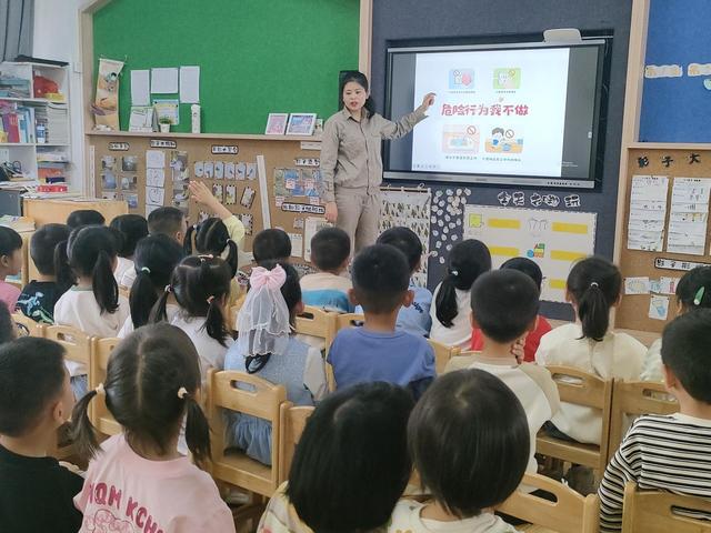 國網(wǎng)光澤縣供電公司電“亮”校園，安全“童”行