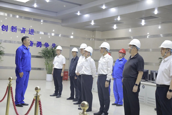 國務(wù)院國資委黨委委員、副主任茍坪到新疆華電喀什熱電公司宣講黨的二十屆三中全會精神并調(diào)研